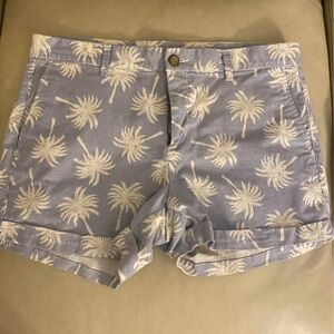 GAP Blue and White Palm Tree Bermudas